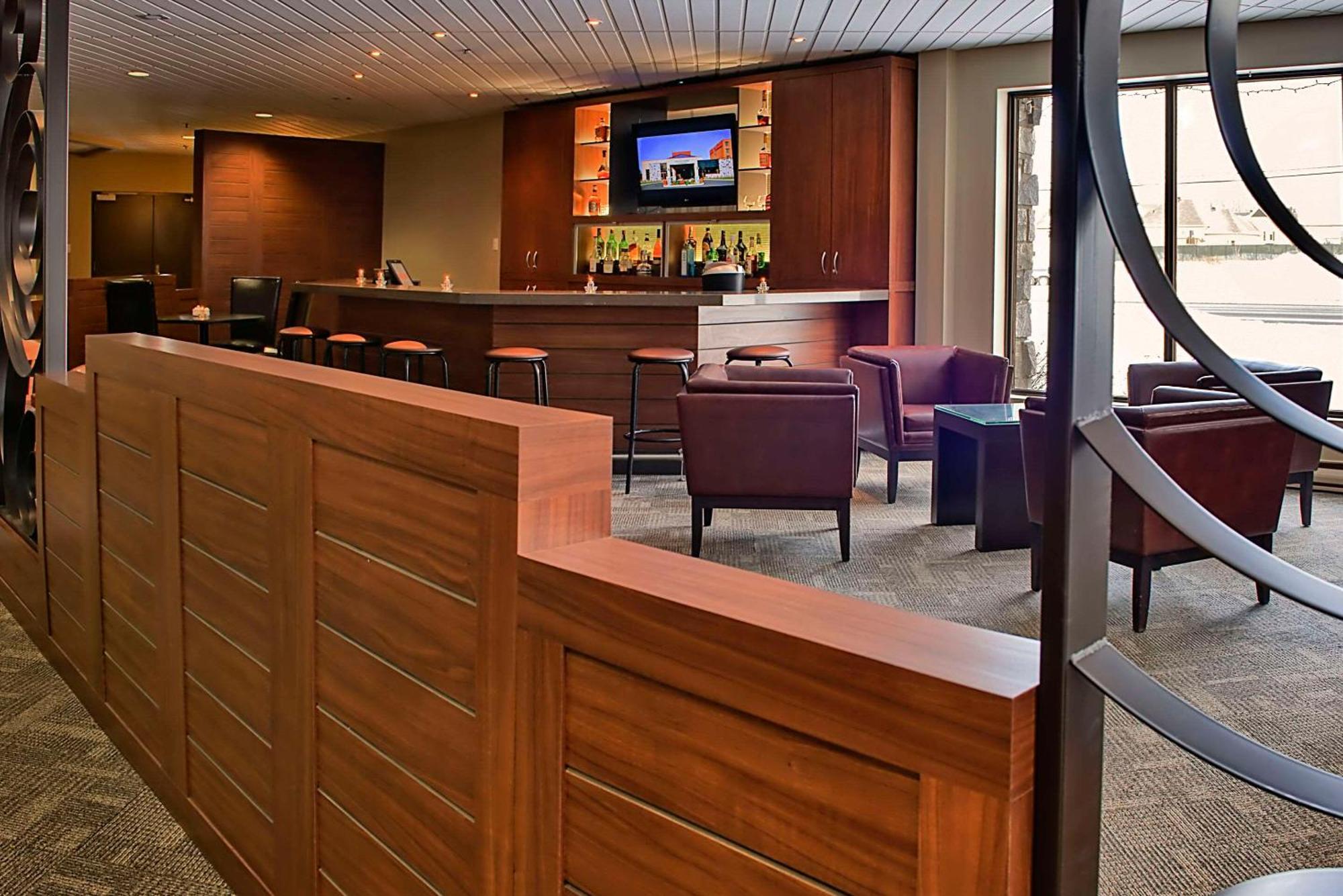 Hotel Le Victorin, An Ascend Hotel Collection Member Victoriaville Exteriör bild